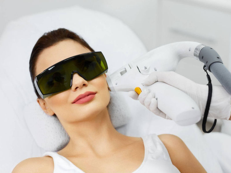 Depilazione Laser Viso o Luce Pulsata Gambe Piazza Carlo Montanari